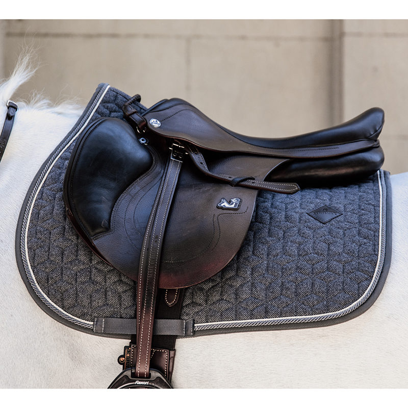 Kentucky Horsewear Wool Jumping Saddle Pad - Image 4