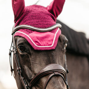 Wellington Velvet Fly Veil Fucshia 1